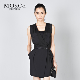 MO&Co. 摩安珂 M112SKT22工装风V领无袖连衣裙