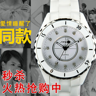  特价女士韩国时尚正品时诺比学生水钻陶瓷表带防水石英表手表女表