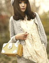 3������ *�ޱ5����־�Ƽ������෽����Ů�����ݱ�� * G0562
