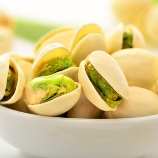  特级 开心果 200g 椒盐味 颗颗仁绿 粒粒开口 4袋包快递