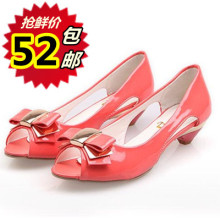 甜美蝴蝶结糖果色大码凉鞋新品夏季鱼嘴鞋女鞋2012韩版中跟鞋包邮