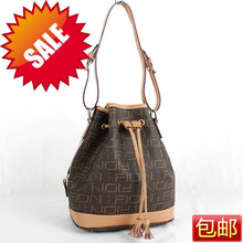 FION-�ư��� fionŮ�� ��С��ˮͰ�� ��Ͱ������ 848/803 3����ɫ