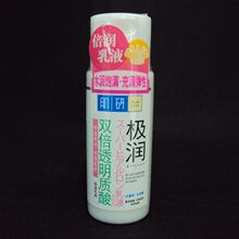 �ֶ� �ʹ� ��Ʒ�����׶� ���м���ʪ��Һ 140ml ��ˮ ��ʪ