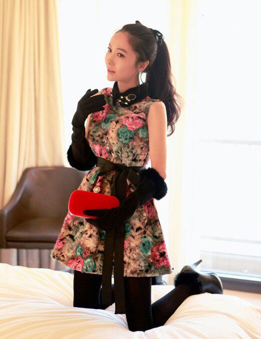 <em>女装黄玫瑰 : 女装</em>黄玫瑰图片及搭配,女装黄玫瑰
