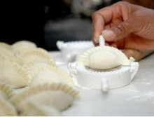 皇冠信誉 创意i家居小巧包饺子器 八厘米 饺子模