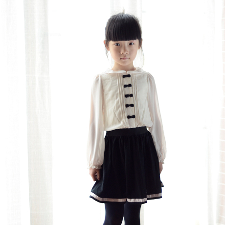 四四家的大牌童装 奢侈品牌 雪纺蝴蝶结连衣裙