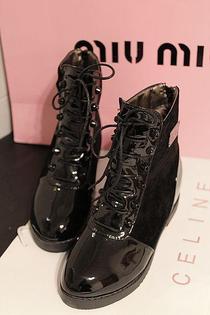 漆皮骑士靴2012秋冬新款欧美风女鞋 系带铆钉尖头绒面短靴 马丁靴
