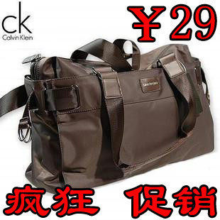 疯狂促销 CK 时尚款 休闲款 <span class=H>手提包</span> 单肩包 斜挎包 男包 休闲包