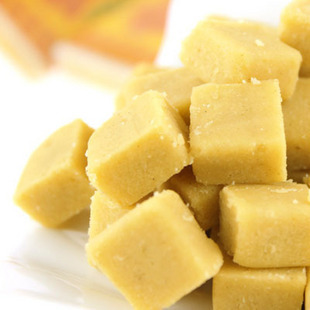 正宗黄龙绿豆糕...