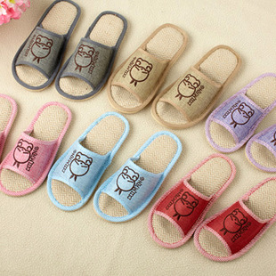 Jane flax in summer cool cartoon Rascal rabbit three golden crowns and cool slippers home slippers P2378