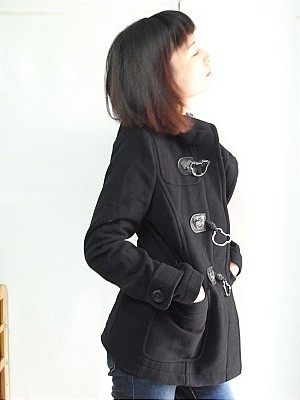【悦己闲置】特！真品剪标维尼小熊<span class=H>teenie</span> <span class=H>weenie</span>金属扣羊毛大衣