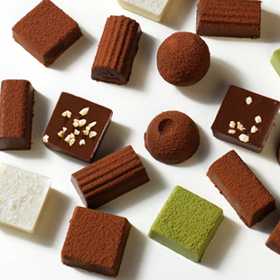  【淘800独家优惠】卜珂 松露巧克力礼盒 8口味400克  零食包邮