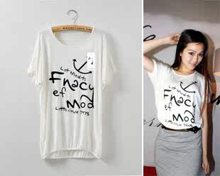 (Ladies 611-2) 2012 yards long paragraph letter of the Korean bats loose sleeve sleeve T-shirt 5508
