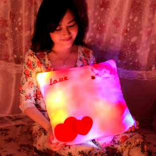  丘比特 发光抱枕 创意情人节送女友的浪漫礼物 女生实用生日礼品