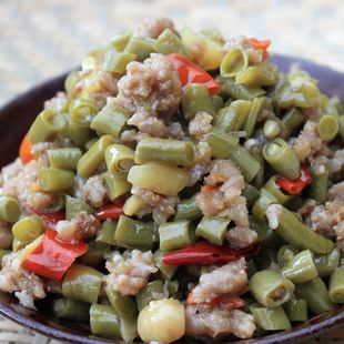  自制饭扫光！（泡豇豆肉臊子）私房下饭菜泡菜酸豆角炒肉沫脆哨