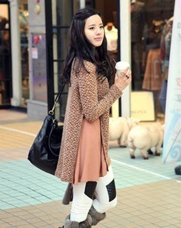 针织衫<em>搭配</em>_韩国代购想你尹恩惠同款金色<em>套头</em>