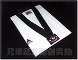 ★兄弟武道★阿迪达斯条纹跆拳训练道服★【儿童码红黑领赠腰带】