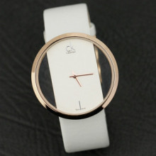 2012�¿�CKʱ�м�Լ2���ֱ�ʱװ���οձ�������ʿŮʿ����100Ԫ