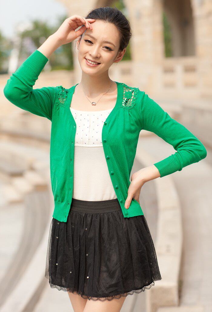 夏装<span class=H>秋装</span>外套<span class=H>2011</span><span class=H>新款</span><span class=H>女装</span> 薄 镂空小坎肩长袖小披肩小开衫针织衫