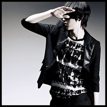 DIOR 英伦风再现 经典修身剪裁 快乐男声必备小西服