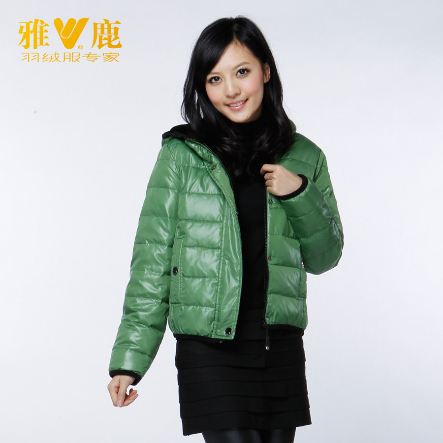 <em>雅鹿羽绒服</em>正品女哪种好?<em>雅鹿羽绒服</em>正品女价