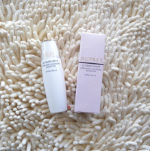 AUPRES欧泊莱/欧珀莱臻白抗斑赋弹柔润美白防护乳SPF22 答谢品