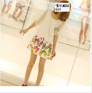 2010瑞丽女装 5583韩版女装 服饰 10新款迷幻蝴蝶结连衣裙