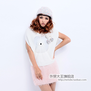 2012 spring clothing new Korean women's fashion personality bat Cape head v-neck short sleeves sweater WX451