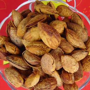  新疆特产特级纸皮奶香巴旦木500g巴达木薄壳杏仁干果坚果2斤包邮