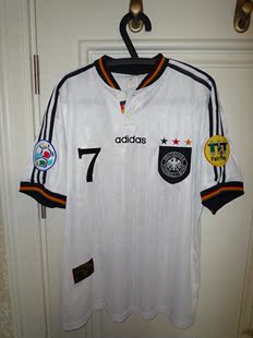 展示: 德国国家队1996年欧洲杯主场队服7号安