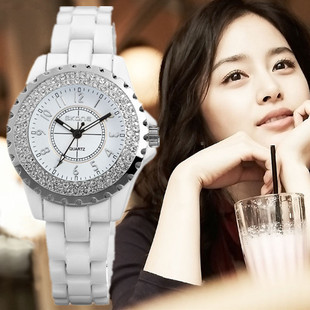 陶瓷手表白色镶钻水钻，韩版时装女表潮时尚，女士学生手表