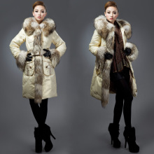 淘宝网欧洲站新款2011原单正品超大毛领皮草长款加厚女士羽绒服特价促销