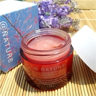 我的脸很黄,请问有什么方法可以变白?–淘宝美