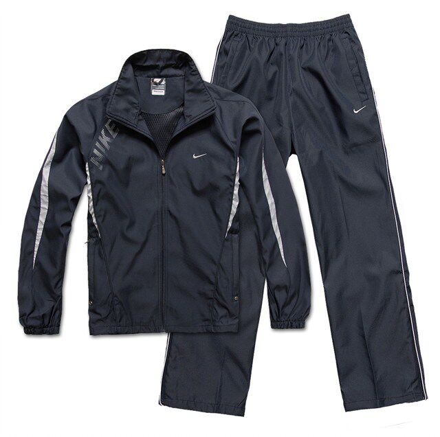 运动服,运动包,颈环配件<em>开衫卫衣</em>09专柜秋冬阿