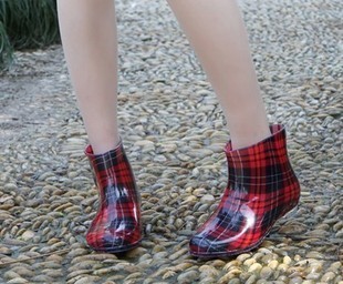  冻短筒雨鞋女雨靴时尚多色水晶半透明低帮塑胶水鞋套鞋