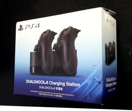PS4配件 PS4 原装SONY 双手柄座充 日版 现货