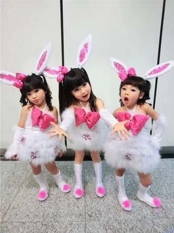 新款六一儿童表演服可爱小兔子舞蹈服饰演出服