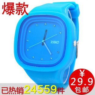  小学生手表 男孩女孩 韩国时尚电子手表 男 复古表果冻表 女款