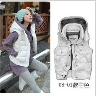 2012款白色<em>马夹</em>80%白鸭羽绒<em>连帽</em>背心<em>羽绒马</em>