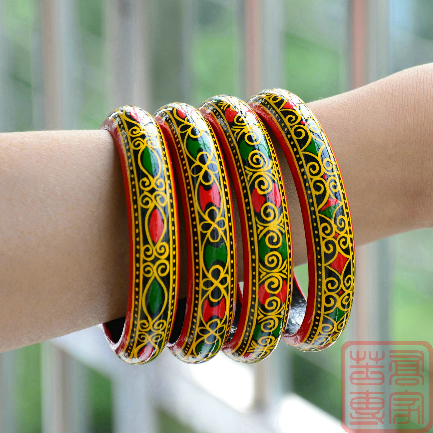 Yi characteristic Bracelet Sichuan Province Liangshan Yi Lacquer ware Coloured drawing Handicraft Log solid wood Braceletin the Accessories/Fashion Jewelry, Bracelet category - from Buy2taobao.com to provide professional Taobao agent buy service