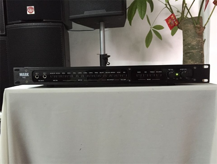 家用模拟混响器 KTV前置效果器 全手动调试 话筒啸叫抑制器功能|ruв категории видео электрических приборов, сценического оборудования, эффект устройство (этап) - от Buy2taobao.com для оказания профессиональной услуги покупки агента Taobao