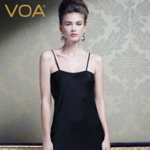 VOA 黑色吊带一字领提花真丝打底连衣裙 简约家居蚕丝睡裙D002图片