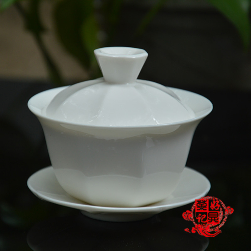 高档白玉瓷八角形套装/工夫茶具 泡茶杯 纯白盖碗 公道杯 茶备在类目 餐饮具, 茶具, 盖碗中 - 来自Buy2taobao.com提供专业的淘宝代购服务