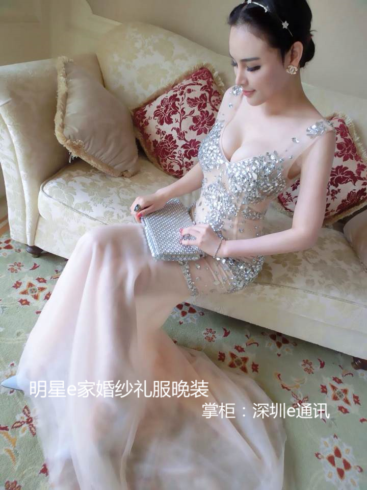 欧美范性感透视重工钉珠晚装礼服车展走秀包臀显瘦深V长款连衣裙在类目 女装/女士精品, 婚纱/旗袍/礼服, 礼服/晚装中 - 来自Buy2taobao.com提供专业的淘宝代购服务