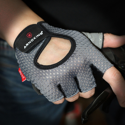 骑行健身手套男女半指薄款透气防滑器械训练户外单车运动护手掌夏
