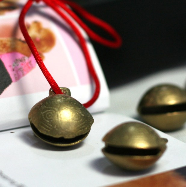 Small bell Pet bell Little bell Child Foot bell Handbell Bell the cat Small bell A collar for a horse Bellsin the Pet/Pet food and supplies , Pet apparel and accessories , Ornaments/Listing category - from Buy2taobao.com to provide professional Taobao agent buy service