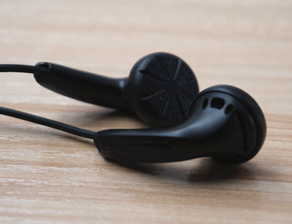 原装X500耳机重低音耳塞式立体声hifi发烧手机电脑MP3通用耳机在类目 影音电器, 耳机/耳麦中 - 来自Buy2taobao.com提供专业的淘宝代购服务