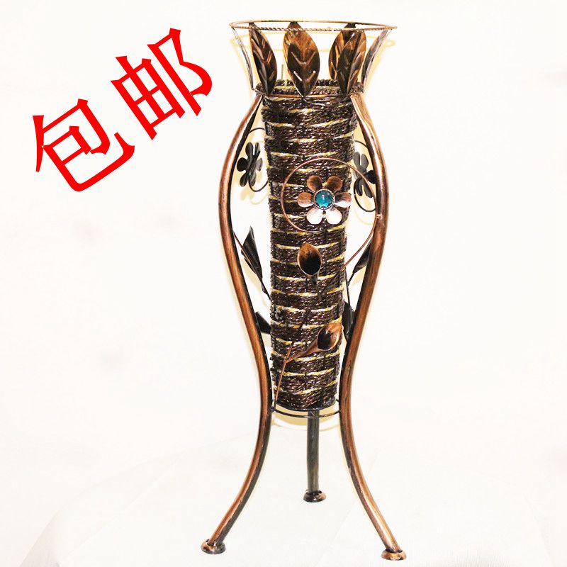 歐式經典家居裝飾藤編鐵藝客廳三腳鐵藝落地花瓶幹花插花花器包郵在類目 家居飾品, 花瓶/花器/仿真花/仿真飾品, 花器/花瓶, 花瓶中 - 來自Buy2taobao.com提供專業的淘寶代購服務
