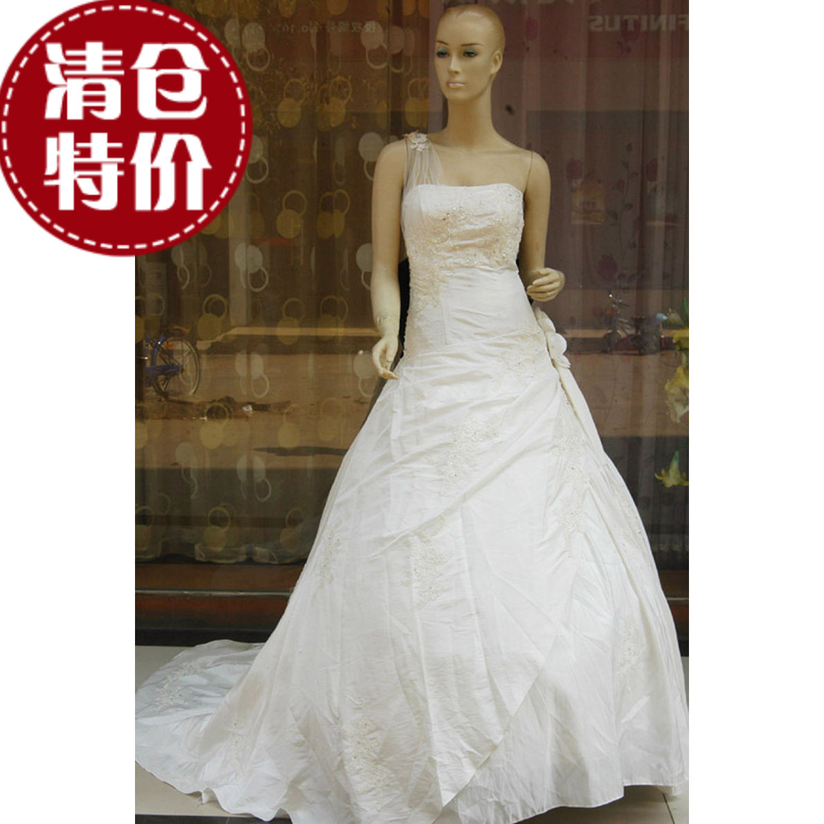 brand new Handle Trailing wedding dress One shoulder Generous Tailing Bra grasp fold Location wedding A variety of optionsin the Women's clothing/Boutique , Wedding/Cheongsam/Formal dress , Wedding category - from Buy2taobao.com to provide professional Taobao agent buy service