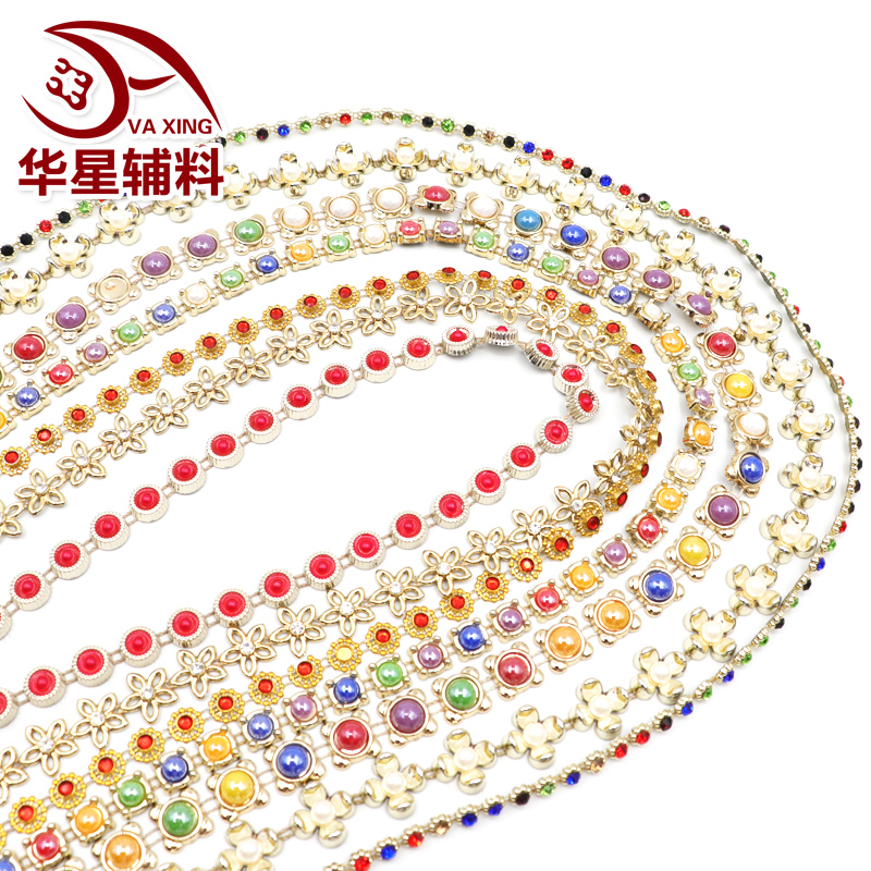 服装装饰链配件辅料 手工diy饰品配件 婚纱敬酒服水钻条领部钻条在类目 居家布艺, 缝纫DIY材料、工具及成品, 缝纫DIY配件/辅料/配饰, 珠子/钻饰/花朵等配饰中 - 来自Buy2taobao.com提供专业的淘宝代购服务